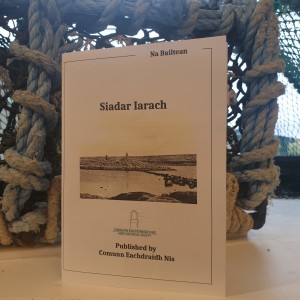Na Bailtean: Siadar Iarach image