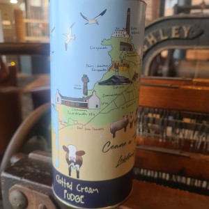 Clotted cream fudge tin image