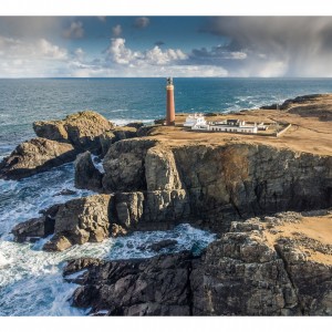 Butt of Lewis Lighthouse Postcard 1 image