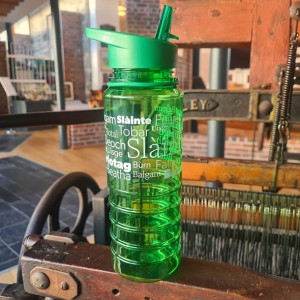 Gaelic water bottle (green) image