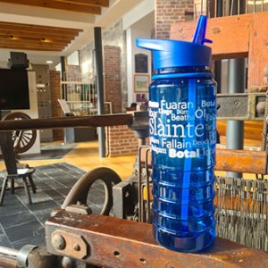 Gaelic water bottle (dark blue) image